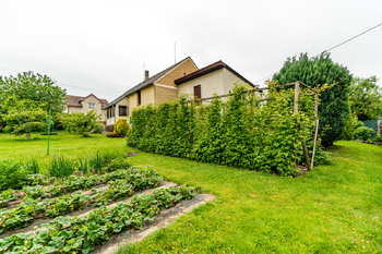 Zahrada - Prodej domu 75 m², Lhota pod Radčem