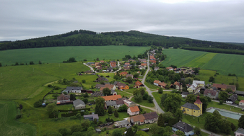 Vesnice - Prodej domu 75 m², Lhota pod Radčem