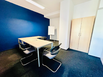 Pronájem kancelářských prostor 30 m², Kyjov