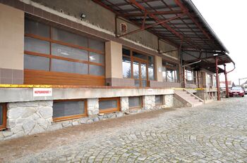 přístupová rampa ... - Pronájem skladovacích prostor 80 m², Havlíčkův Brod