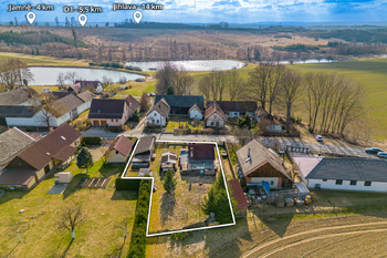 Prodej pozemku 844 m², Jamné
