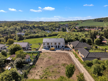 Prodej pozemku 832 m², Libčice nad Vltavou