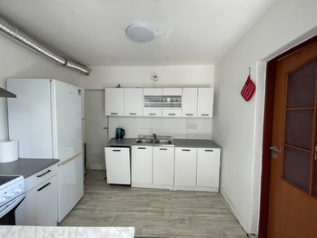 Pronájem domu 105 m², Hrušky