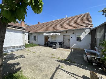 Pronájem domu 105 m², Hrušky