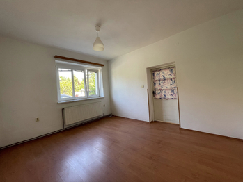 Pronájem domu 105 m², Hrušky