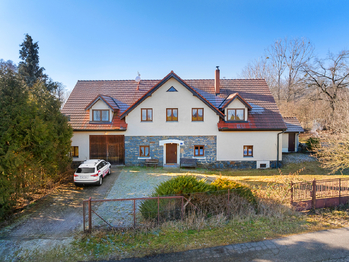 Prodej domu 395 m², Maršovice