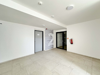 Pronájem bytu 1+kk v osobním vlastnictví 38 m², Kladno