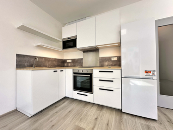 Pronájem bytu 1+kk v osobním vlastnictví 38 m², Kladno