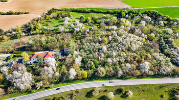 Prodej pozemku 23750 m², Beroun