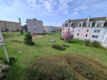 Prodej bytu 2+1 v osobním vlastnictví 68 m², Znojmo