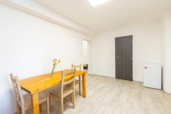 Prodej bytu 2+1 v osobním vlastnictví 60 m², Hradec Králové