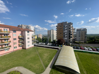 Pronájem bytu 1+kk v osobním vlastnictví 40 m², Praha 10 - Horní Měcholupy
