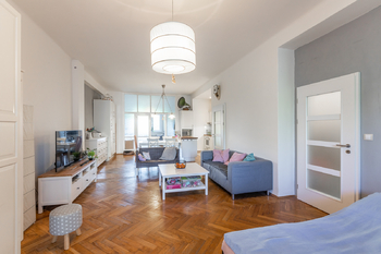 Prodej bytu 3+kk v osobním vlastnictví 93 m², Praha 4 - Podolí
