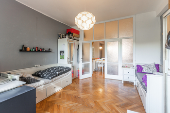 Prodej bytu 3+kk v osobním vlastnictví 93 m², Praha 4 - Podolí