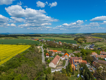 Prodej pozemku 656 m², Slaný