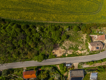 Prodej pozemku 656 m², Slaný