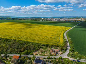 Prodej pozemku 656 m², Slaný