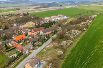 Prodej pozemku 656 m², Slaný