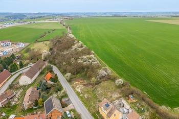 Prodej pozemku 656 m², Slaný