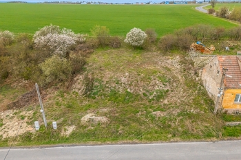 Prodej pozemku 656 m², Slaný