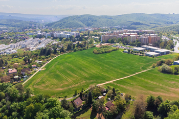 Prodej pozemku 5819 m², Brno