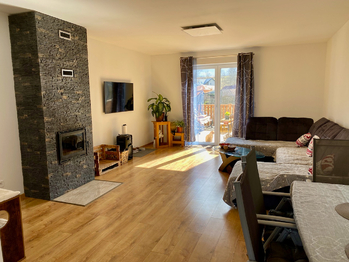 Velký obývací pokoj - Prodej domu 132 m², Ondřejov
