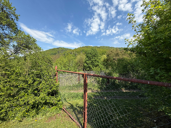 Prodej pozemku 1249 m², Hlinná