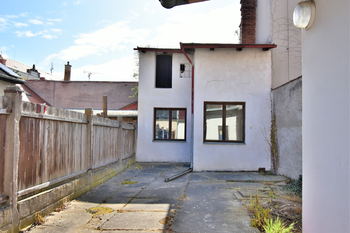 Pronájem obchodních prostor 115 m², Nový Bydžov