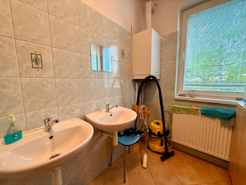 Pronájem kancelářských prostor 89 m², Nýdek