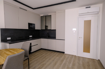 Pronájem bytu 2+kk v osobním vlastnictví 62 m², Praha 8 - Libeň