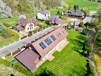 Prodej domu 307 m², Senohraby