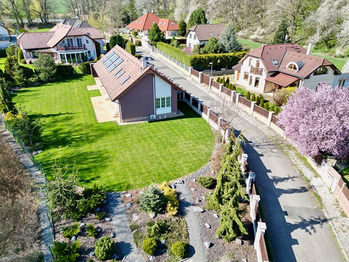 Propojení s přírodou - Prodej domu 200 m², Pětihosty