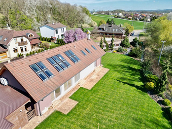 Propojení s přírodou - Prodej domu 200 m², Pětihosty