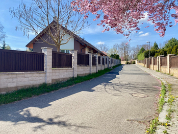 Klidná ulice - Prodej domu 200 m², Pětihosty