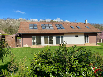 Velká zahrada - Prodej domu 200 m², Pětihosty