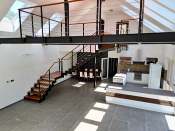 Prostorný a světlý RD Praha východ - Prodej domu 200 m², Pětihosty