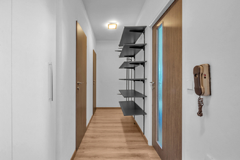 Prodej bytu 2+kk v osobním vlastnictví 57 m², Hradec Králové