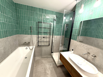 koupelna - Pronájem bytu 3+kk v osobním vlastnictví 67 m², Praha 10 - Záběhlice