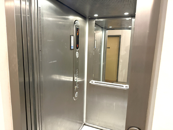 výtah - Pronájem bytu 3+kk v osobním vlastnictví 67 m², Praha 10 - Záběhlice