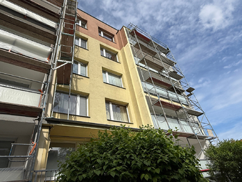 pohled na dům - Pronájem bytu 3+kk v osobním vlastnictví 67 m², Praha 10 - Záběhlice