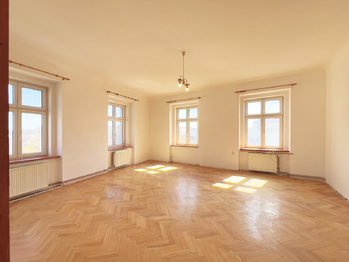 Pronájem bytu 3+1 v osobním vlastnictví 84 m², Praha 5 - Smíchov
