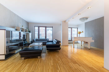 Pronájem bytu 3+kk v osobním vlastnictví 121 m², Praha 8 - Karlín