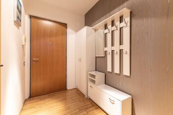 Pronájem bytu 3+kk v osobním vlastnictví 121 m², Praha 8 - Karlín