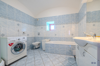 Prodej chaty / chalupy 460 m², Razová