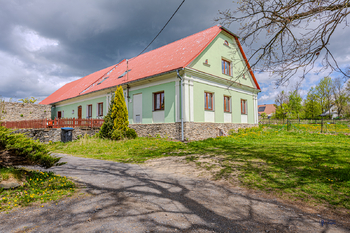 Prodej chaty / chalupy 460 m², Razová