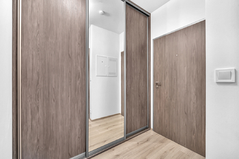 Prodej bytu 3+kk v osobním vlastnictví 75 m², Milovice