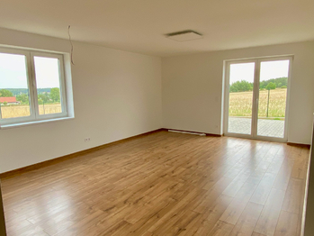 Velký slunný dům - Pronájem domu 123 m², Mukařov
