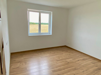 Velký slunný dům - Pronájem domu 123 m², Mukařov