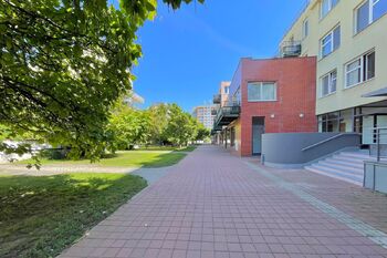 Pronájem garážového stání 18 m², Praha 5 - Hlubočepy
