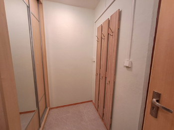 předsíň - Pronájem bytu 3+1 v osobním vlastnictví 83 m², Třeboň
